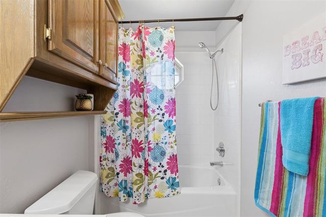 12504 Kingsridge Terrace, Oklahoma City, OK 73170