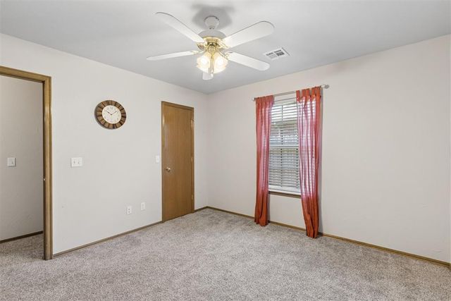 12504 Kingsridge Terrace, Oklahoma City, OK 73170