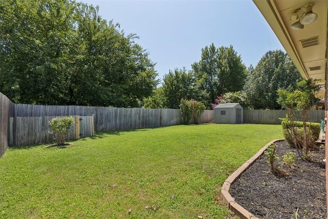 12504 Kingsridge Terrace, Oklahoma City, OK 73170
