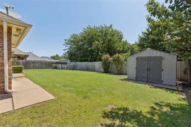 12504 Kingsridge Terrace, Oklahoma City, OK 73170