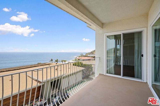 18103 Coastline Drive 8, Malibu, CA 90265