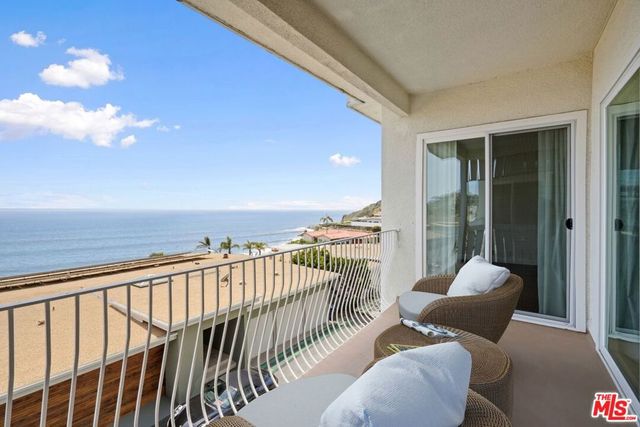 18103 Coastline Drive 8, Malibu, CA 90265