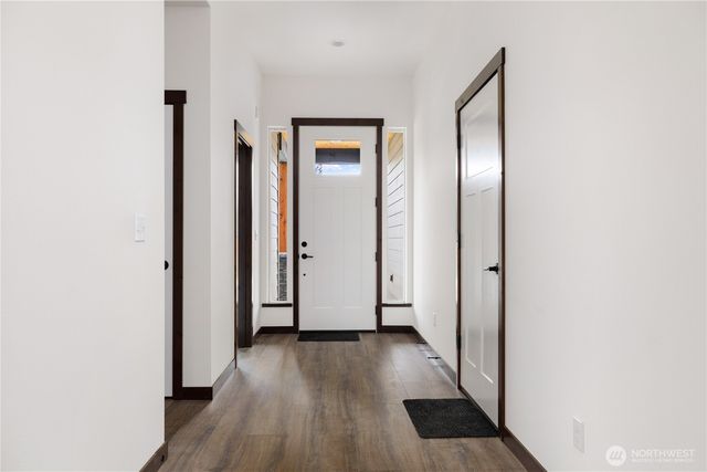 865 NW Shire Street, Oak Harbor, WA 98277