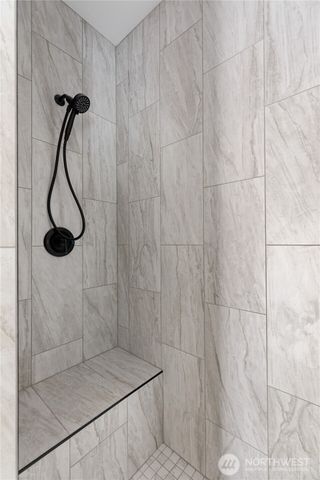 865 NW Shire Street, Oak Harbor, WA 98277