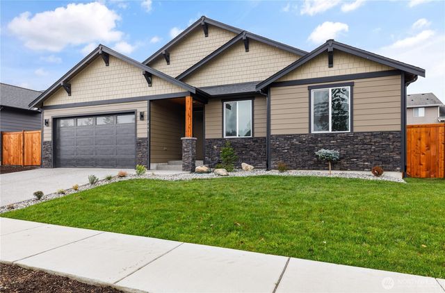 865 NW Shire Street, Oak Harbor, WA 98277