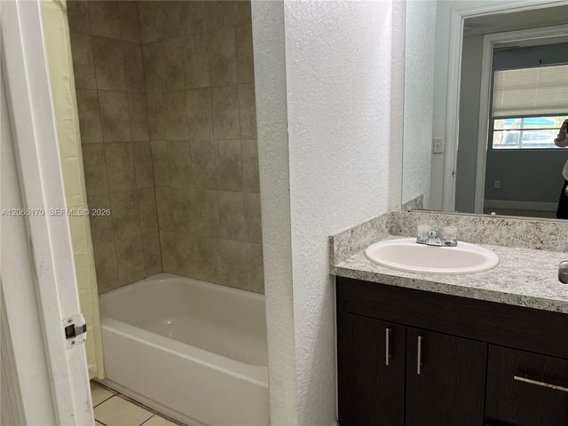 1237 SW 46th Avenue 801, Pompano Beach, FL 33069