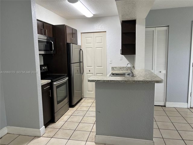 1237 SW 46th Avenue 801, Pompano Beach, FL 33069