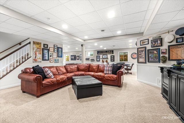 1114 Chadwick Court, Aurora, IL 60502