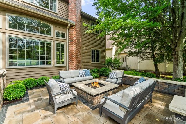 1114 Chadwick Court, Aurora, IL 60502