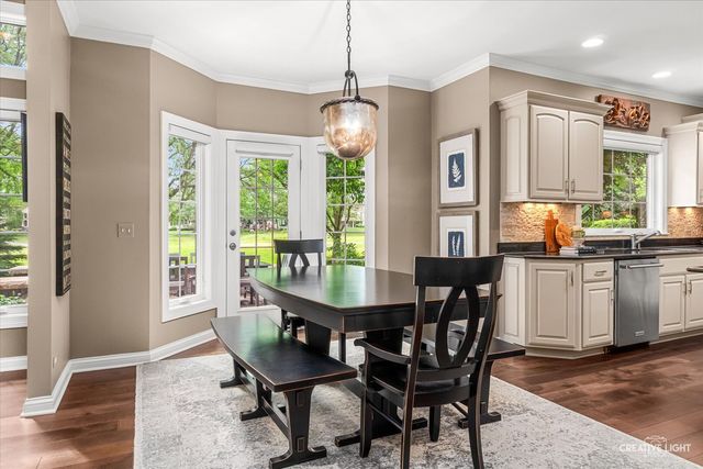 1114 Chadwick Court, Aurora, IL 60502