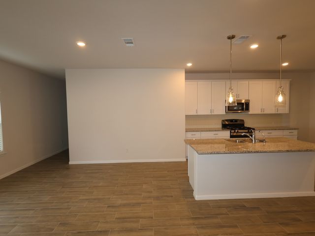 1025 Auburn Drive, Justin, TX 76247