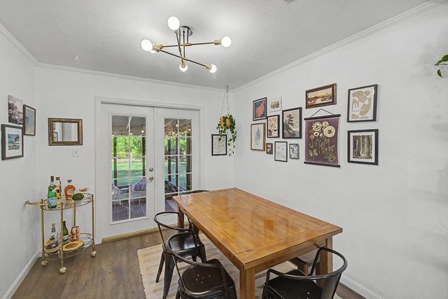 3933 Loreto Way, Sacramento, CA 95821