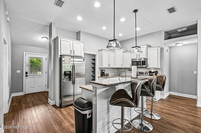 4142 SCENIC Drive, Middleburg, FL 32068