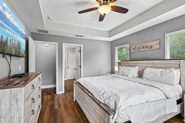 4142 SCENIC Drive, Middleburg, FL 32068