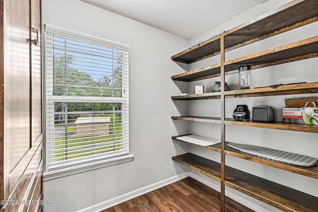 4142 SCENIC Drive, Middleburg, FL 32068