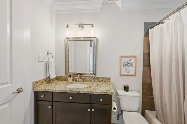 510 Lovett Boulevard 301, Houston, TX 77006