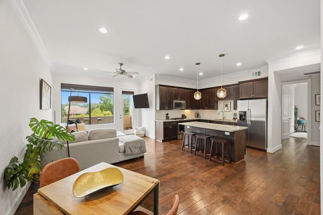 510 Lovett Boulevard 301, Houston, TX 77006