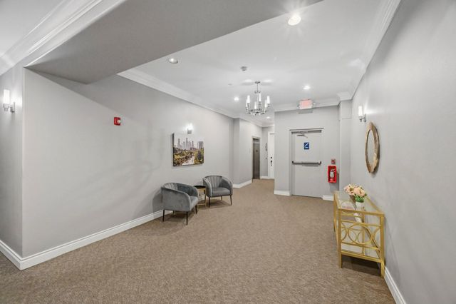 510 Lovett Boulevard 301, Houston, TX 77006