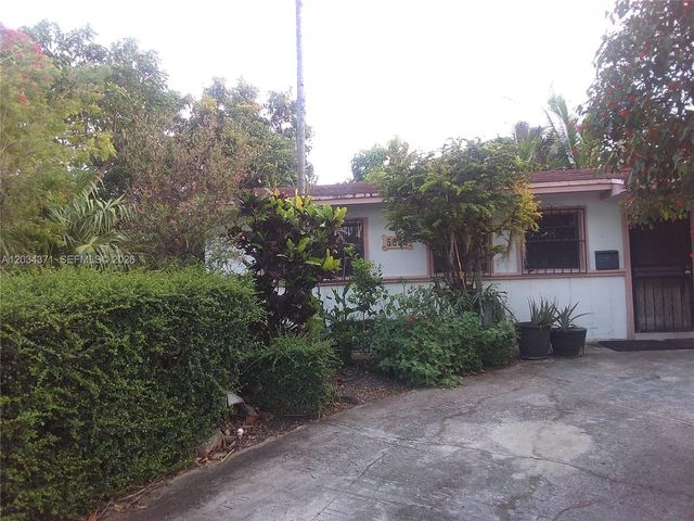 5300 SW 103rd Pl, Miami, FL 33165