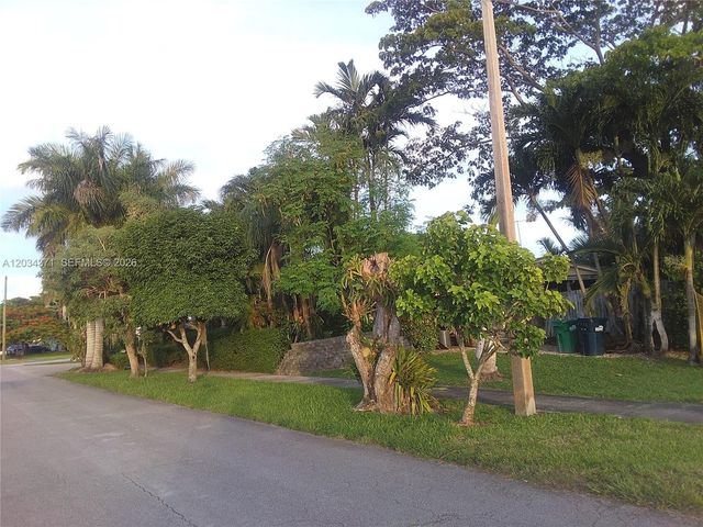 5300 SW 103rd Pl, Miami, FL 33165