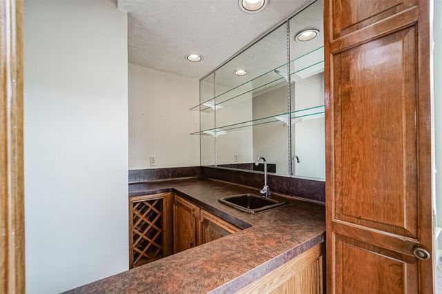 67 N Skyflower Court, Spring, TX 77381