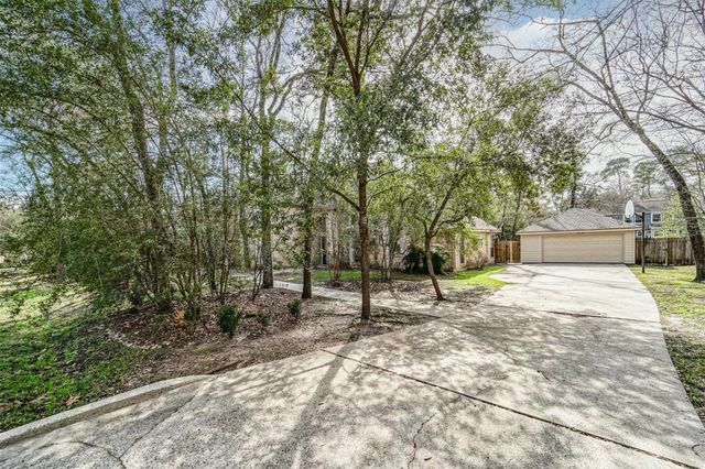 67 N Skyflower Court, Spring, TX 77381