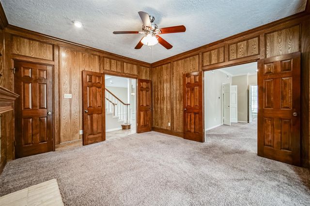 67 N Skyflower Court, Spring, TX 77381