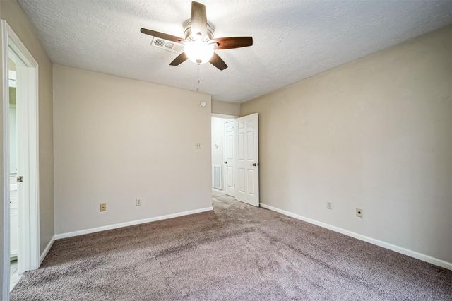 67 N Skyflower Court, Spring, TX 77381