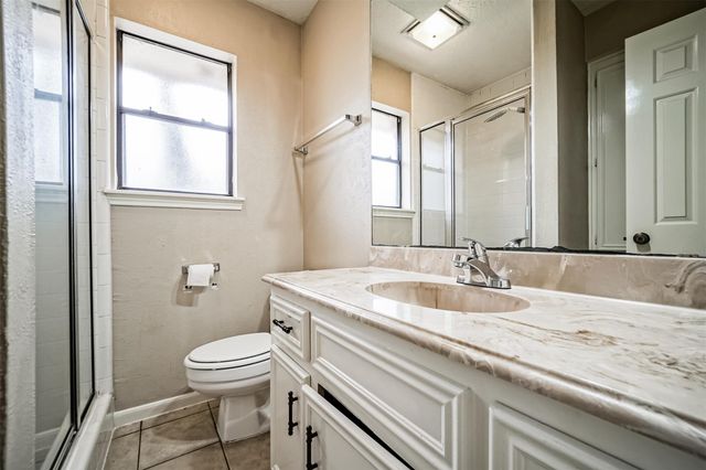 67 N Skyflower Court, Spring, TX 77381