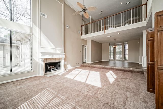 67 N Skyflower Court, Spring, TX 77381