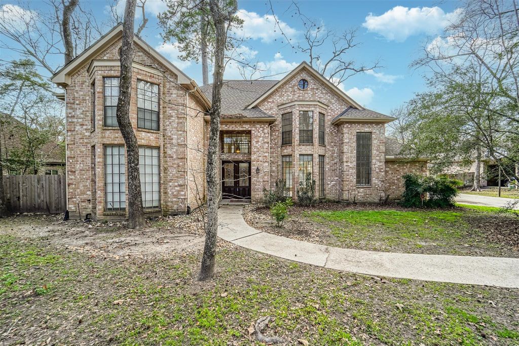 67 N Skyflower Court, Spring, TX 77381