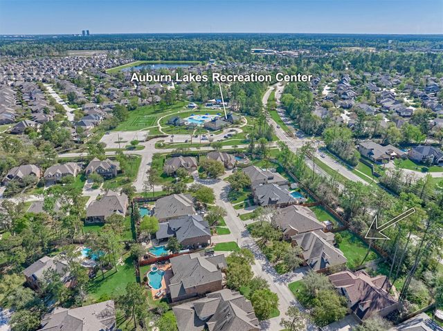 6615 Pelham Chase Drive, Spring, TX 77389