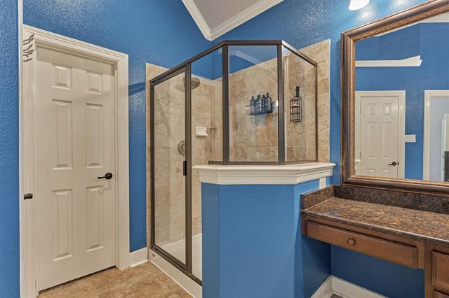 6615 Pelham Chase Drive, Spring, TX 77389