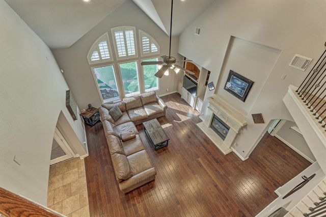 6615 Pelham Chase Drive, Spring, TX 77389