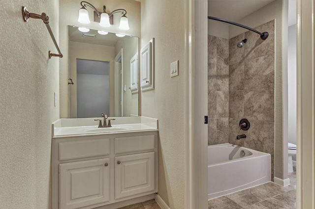 6615 Pelham Chase Drive, Spring, TX 77389