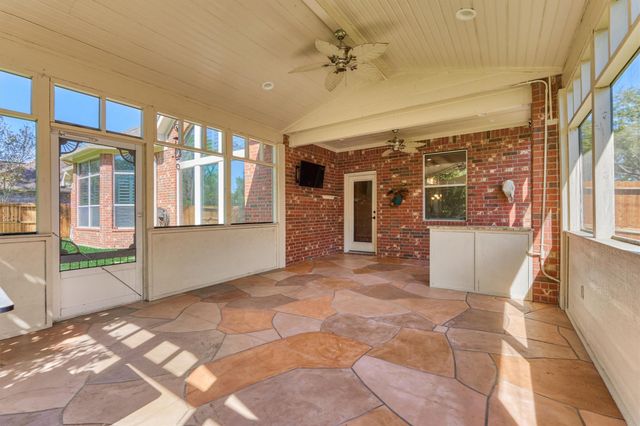 6615 Pelham Chase Drive, Spring, TX 77389