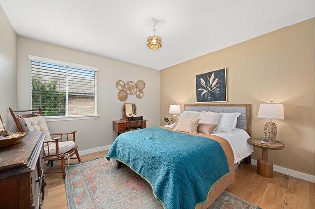 8112 Luling LN, Austin, TX 78729