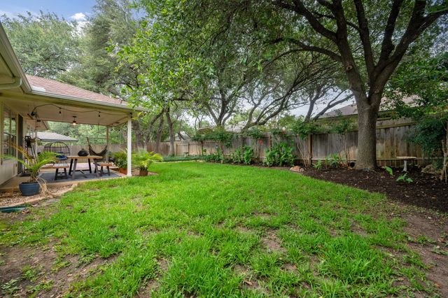 8112 Luling LN, Austin, TX 78729
