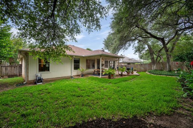8112 Luling LN, Austin, TX 78729