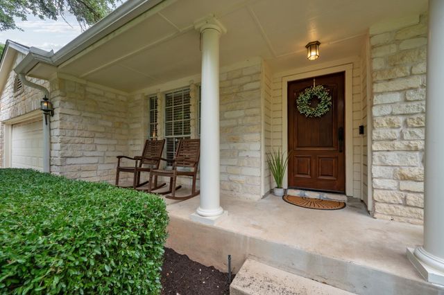 8112 Luling LN, Austin, TX 78729
