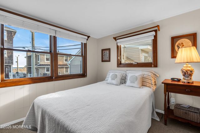 53 E Bay Way, Lavallette, NJ 08735