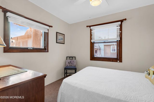 53 E Bay Way, Lavallette, NJ 08735