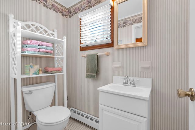 53 E Bay Way, Lavallette, NJ 08735