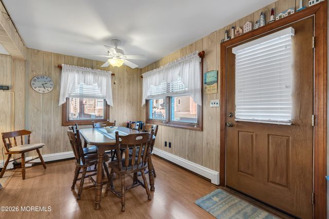 53 E Bay Way, Lavallette, NJ 08735