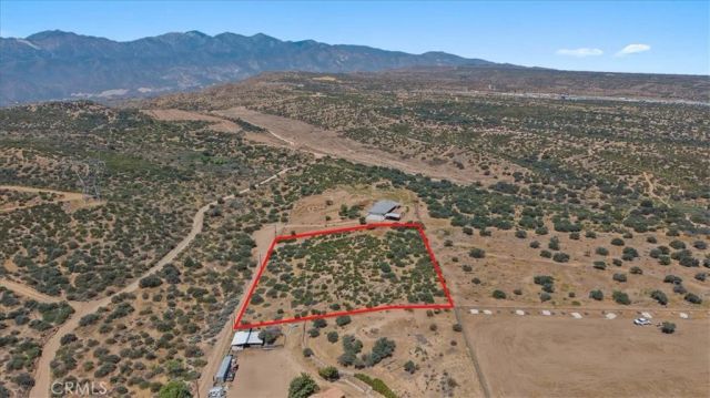 0 Edgehill Rd, Oak Hills, CA 92344