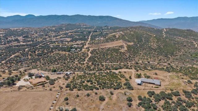 0 Edgehill Rd, Oak Hills, CA 92344