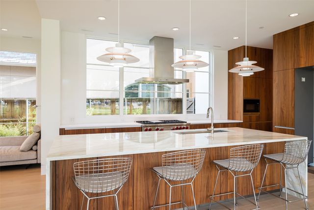 5048 Airline Road, Highland Park, TX 75205