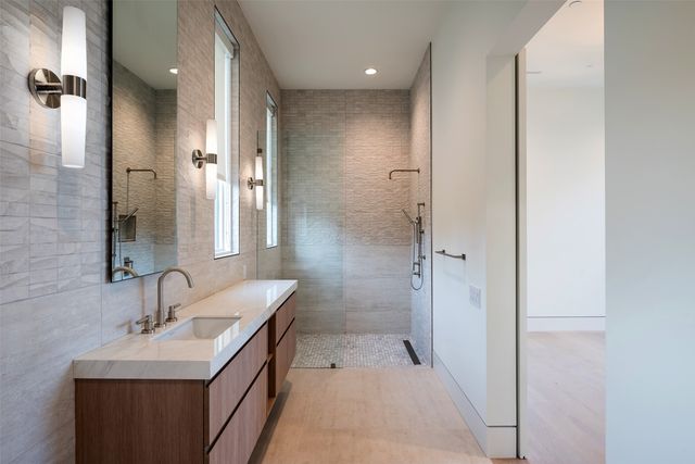 5048 Airline Road, Highland Park, TX 75205