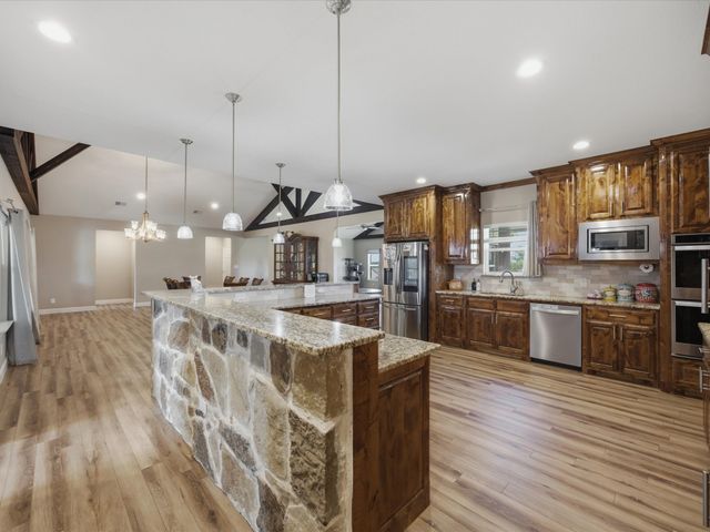 1032 Justin Drive, Springtown, TX 76082