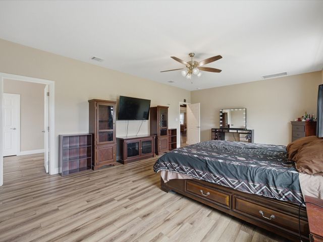 1032 Justin Drive, Springtown, TX 76082